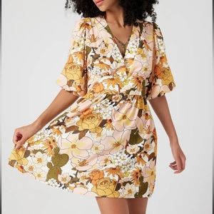 NWT Floral V Neck Ruffle Mini Dress Pink Brown Orange 70s